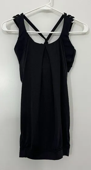 Lululemon Size 6 Black Nouveau Limits Built-In Shelf Bra Layered Tank Top thumbnail 1