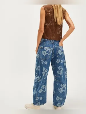 NWT Free People We The Free Good Luck Printed Barrel Jeans - laser Daisy - 33 thumbnail 3