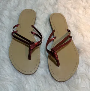 Nine West Women’s Red Thong Sandals 7.5 M Flip Flops thumbnail 1
