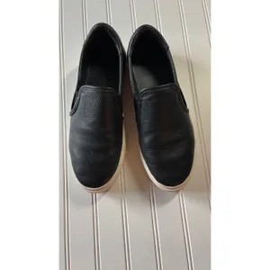 UGG Jass Slip On Sneaker Black Pebbled Leather Platform Shoes Womens 9 thumbnail 5
