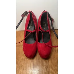 Mary Jane Platform Shoes Womens Size 7.5 Red Suede Ankle Strap Stiletto Pumps thumbnail 3