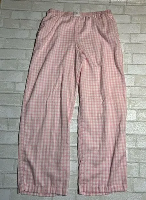 Victoria's Secret Pink Checkered Woman’s Pajama Bottoms thumbnail 1