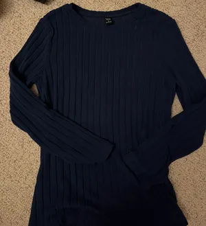 Plain lined fall long sleeve Blue Size M thumbnail 1