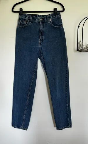 Vintage Levi’s 1999 90’s 550 Relaxed Fit Tapered Leg Size 8‎ Regular thumbnail 1