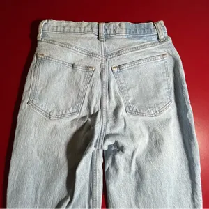 Abercrombie Jeans 90s women’s 26 Ultra High Rise Straight Leg Light Wash Y2K Mom thumbnail 6