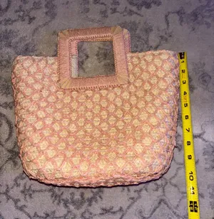 Small Light Pink Straw Tote Bag Double Handles Open Top. EUC Multiple thumbnail 5
