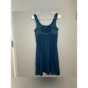 Title Nine Connelly Blue Activewear Dress With Pockets Women’s Size Medium thumbnail 4
