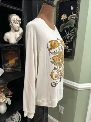 Altar’d State “GRATEFUL” Floral Sweater – Soft & Oversized – Size Small thumbnail 4