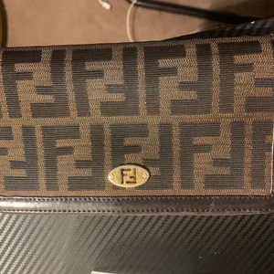 Fendi Zippy‎ wallet thumbnail 9