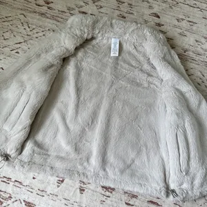 Time And Tru Warm Vest with Fur Lining thumbnail 2