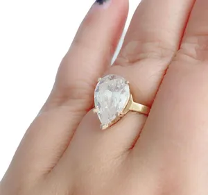 14K 14KT Yellow Gold PEAR SHAPED CZ Cubic Zirconia Engagement Gift Ring Sz 7.5 thumbnail 6