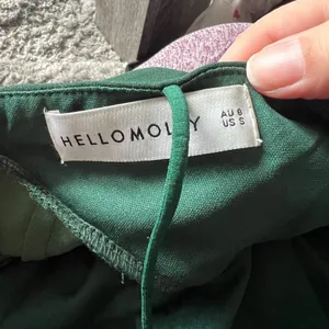 Hello Molly taking it back forest green one shoulder midi‎ dress thumbnail 4