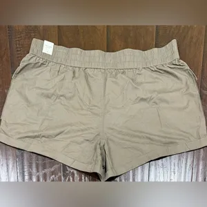 Abercrombie and Fitch Cargo Utility Shorts in Grey Size XL NWT thumbnail 3