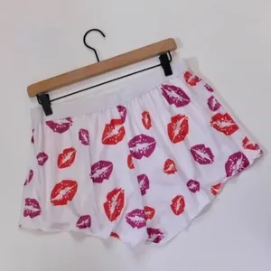 NEW!! HOT LIPS‎ Lipstick Kiss Cropped Loungewear Two Piece Set Top Shorts Large thumbnail 7