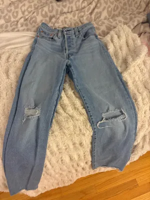 Levi’s Ribcage Straight Ankle Jeans thumbnail 1
