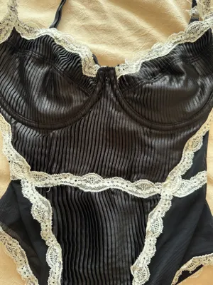 Satin lace bodysuit Size XS thumbnail 2