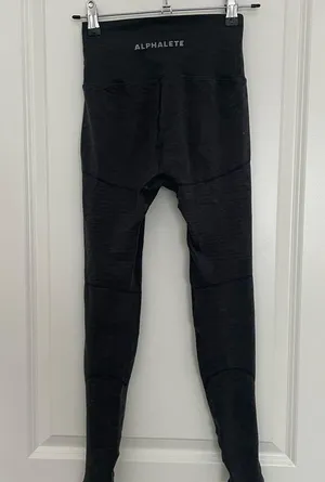 Alphalete Women's Black Leggings thumbnail 1