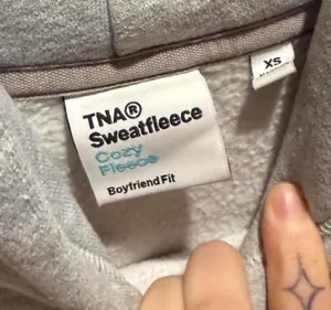 Aritzia TNA Hoodie Boyfriend thumbnail 3
