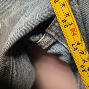 Levi's Premium 501 Light Wash Button Fly Distressed Jeans Women's size 25 thumbnail 12