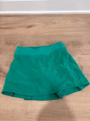 Lululemon Pace Rival Mid Rise Skirt in Kelly Green thumbnail 2