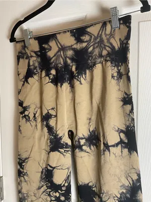 Tie Dye Scrunch Butt Seamless High Waist Flare Leggings - Size XL thumbnail 4