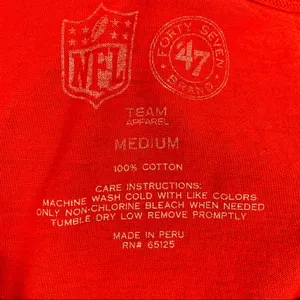 NFL New England Patriots Red & Blue T-Shirt Women’s Size Medium thumbnail 8