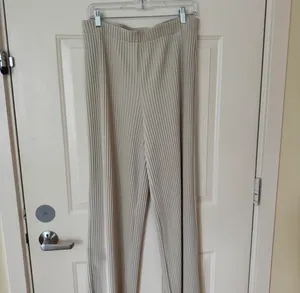 Aritzia Skilled Pants thumbnail 2