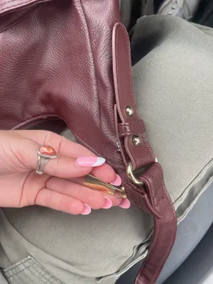 Vintage burgundy crocodile purse thumbnail 5