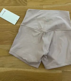 Lululemon align shorts thumbnail 1