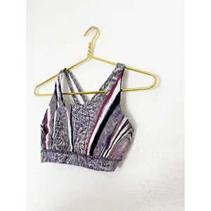 Lululemon Energy Nuxlux Sports Bra Polychromatic Energy Size 6 Workout thumbnail 7