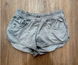 Lululemon Womens Heathered Gray Athletic Shorts Layered Waist‎ Pockets Size 4 thumbnail 1