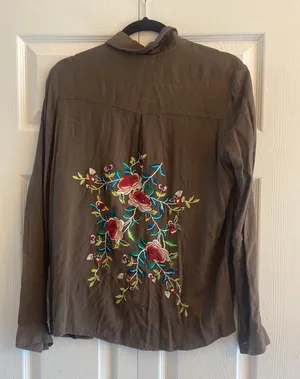 Entro Floral Embroidered Button Down‎ Womens Size S Brown Boho Utility Shacket thumbnail 1