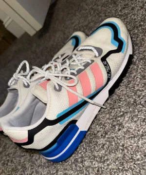Men’s Adidas Sneakers thumbnail 1