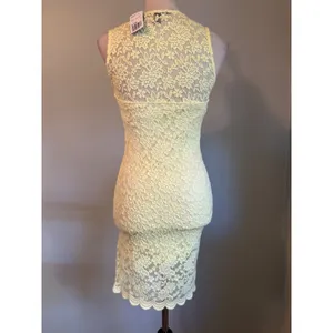 Forever21 Yellow Floral Lace y2k dainty boho Bodycon KneeLength Dress Small NWT thumbnail 4