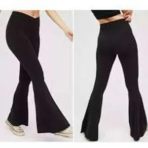 OFFLINE By Aerie Real Me High Waisted‎ V-Shape Crossover Waist Flare Leggings M thumbnail 2