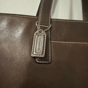 Coach Classic Hamptons Dark Brown Leather LG Business Travel Shoulder Bag 7790‎ thumbnail 2