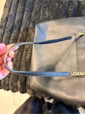 Michael Kors Black Tote with Gold Logo Charm thumbnail 4