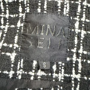 Mina Self Black White Tweed Plaid Sleeveless Vest Gold Button XX140 Small NEW thumbnail 5