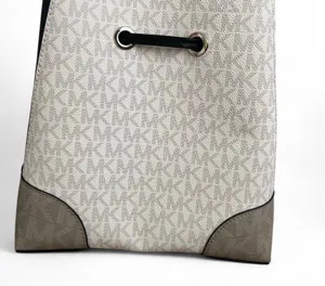 Michael Kors purse thumbnail 3