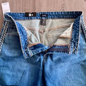 Express Straight Leg Ankle Jeans Braid Trim Casual Medium Wash NEW Women Sz 12 thumbnail 3