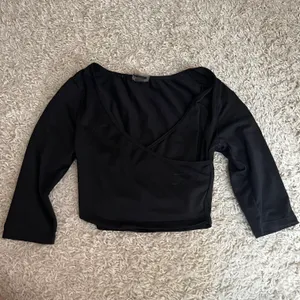 Gymshark Faux Wrap Black Shirt Size Small thumbnail 1