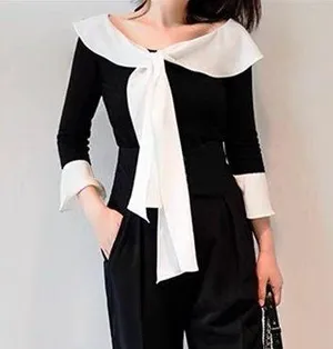Long sleeve black blouse with white collar bow Size XXS thumbnail 1