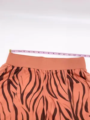 Tek Gear Women's Multi-Purpose Workout Shorts Size Medium Orange Tiger Stripes thumbnail 5