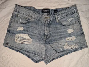 Lucky Brand Distressed The Cut Off Mid Rise Jean Short W6/28 Medium Wash thumbnail 1