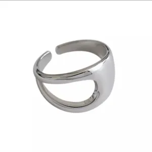Boutique NEW Polished 18k‎ White Gold Geometric Ring thumbnail 15