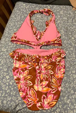 Aerie Monokini Floral Print One Piece Swimsuit - size large thumbnail 1