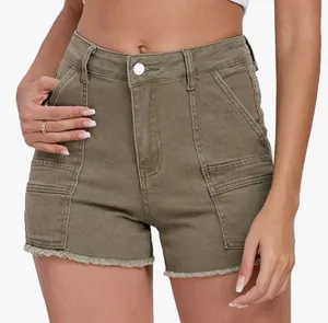 Green cargo shorts Size XL thumbnail 1