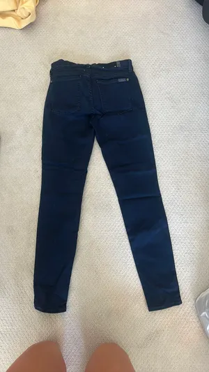 Midrise skinny jeans thumbnail 2