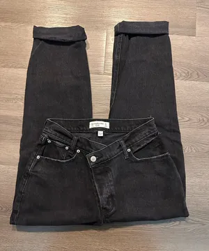 Abercrombie & Fitch curve love cross over black jeans thumbnail 1