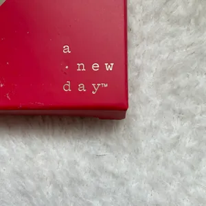 Tiny medallion from a new day thumbnail 5